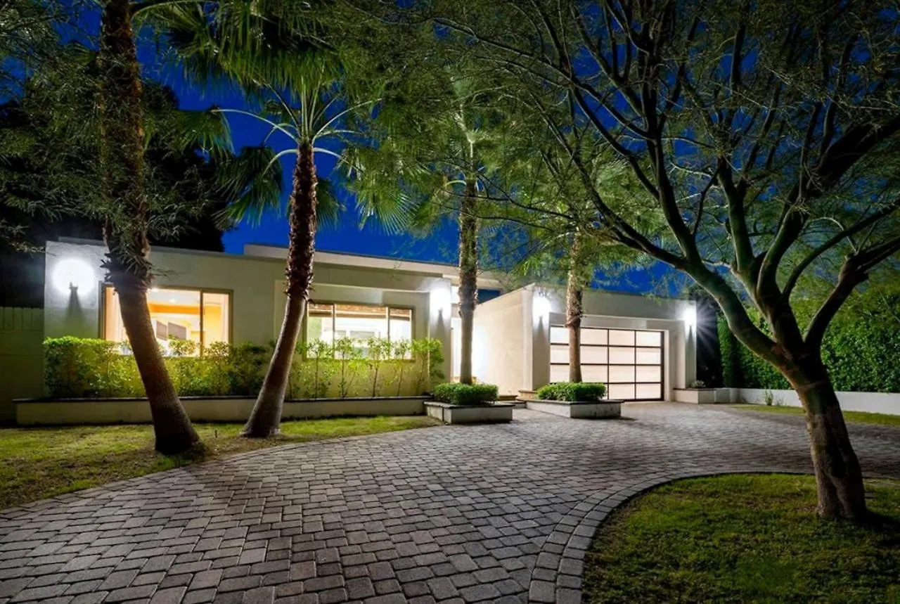 Ocotillo Retreat Large Family Home With Pool And Spa Palm Springs Tatil Evi