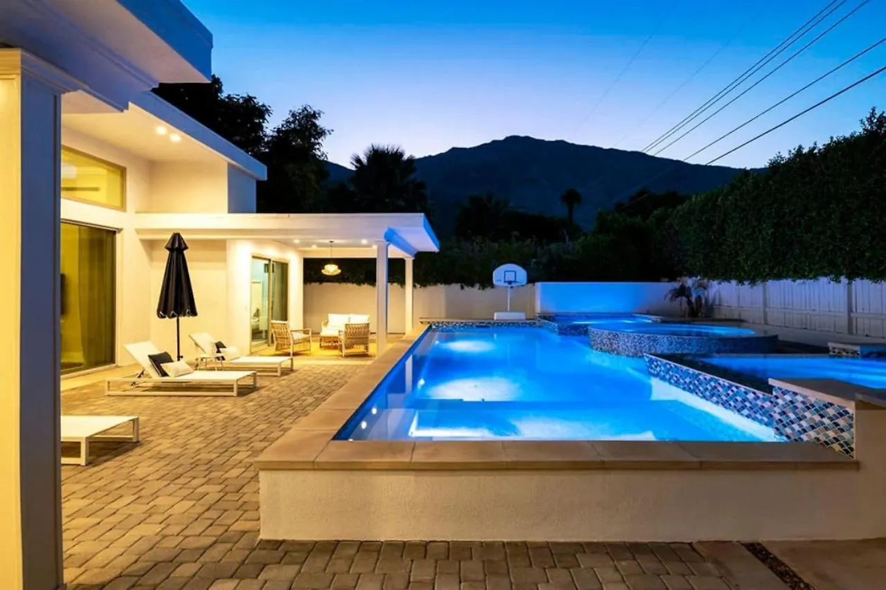 Ocotillo Retreat Large Family Home With Pool And Spa Palm Springs 0*,