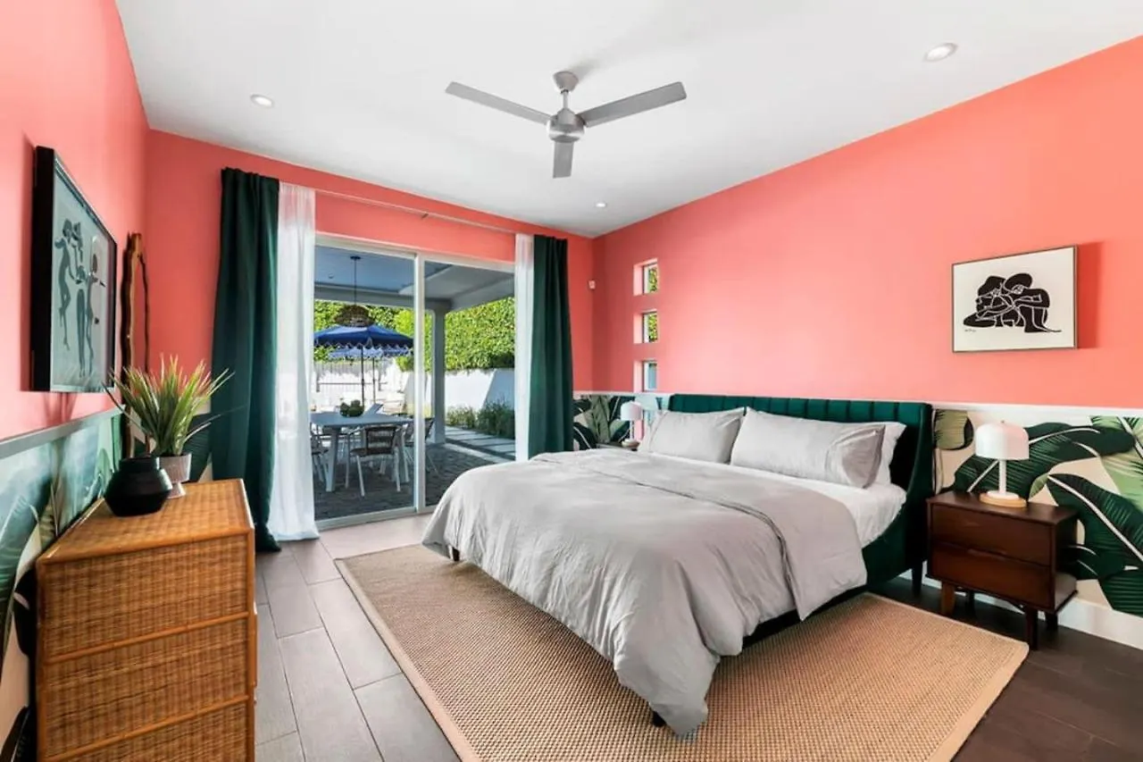Ocotillo Retreat Large Family Home With Pool And Spa Palm Springs